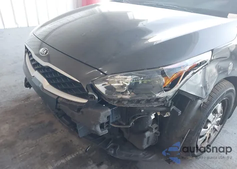 2021 Kia Forte Fe z USA, uszkodzony, nr VIN 3KPF24AD2ME314937